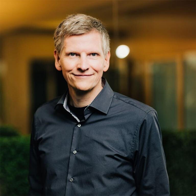 Kundenstimmen: Portrait Frank Roebers